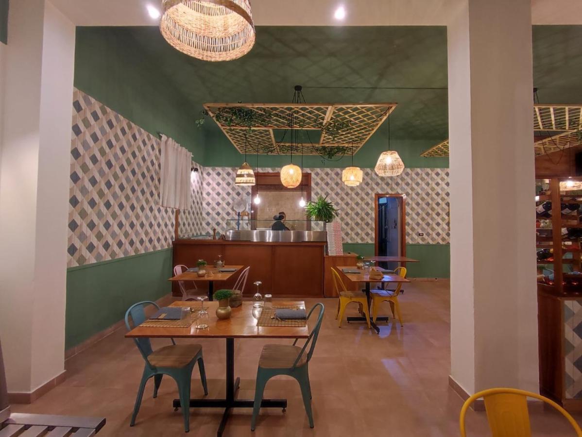 Tana Degli Elfi Parabita Exterior foto
